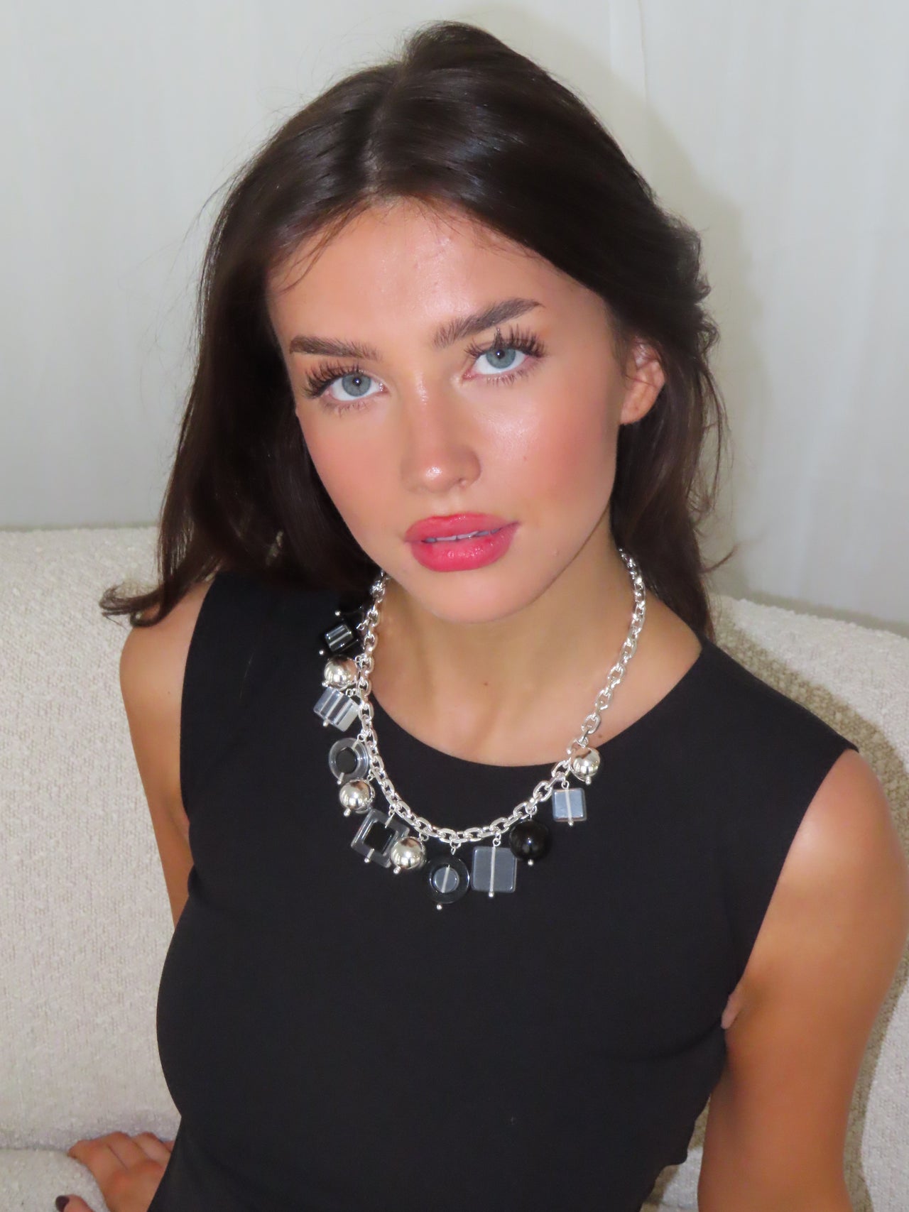 The Annabel Necklace - Black